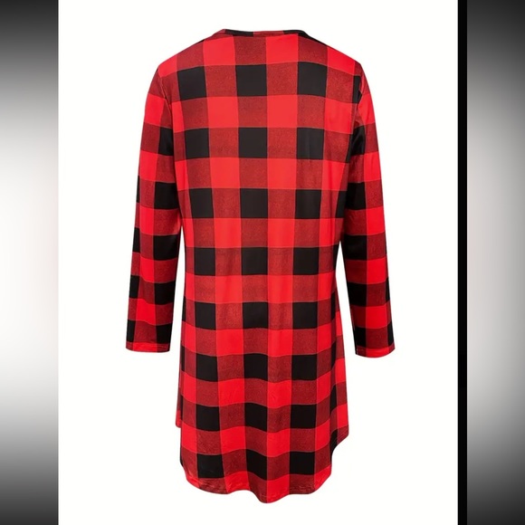Plus Size Buffalo Plaid Stretchy Cardigan - Picture 6 of 6